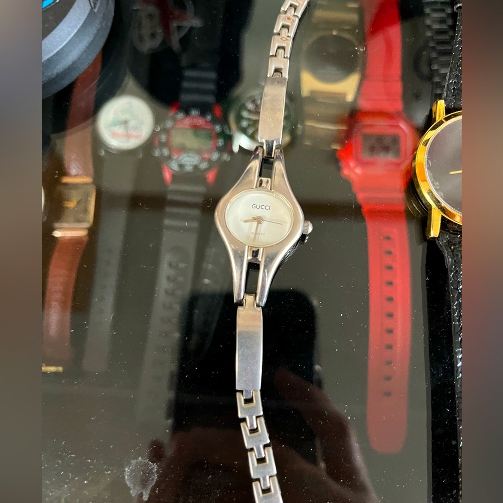 Women’s Gucci watch